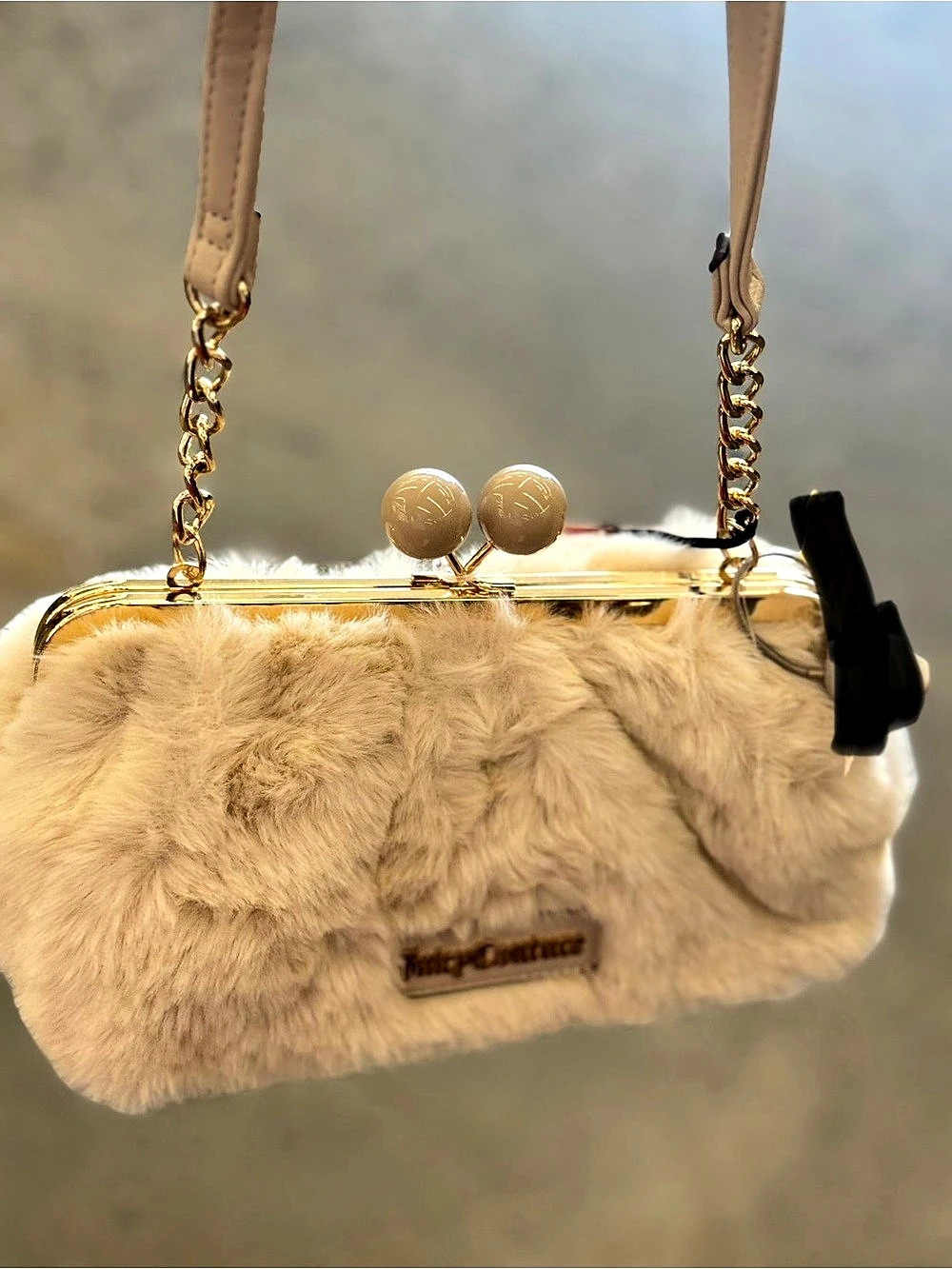 Juicy Couture Faux Fur Kiss-Lock Clutch in Beige NWT